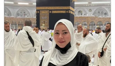 أسما إبراهيم تؤدي مناسك العمرة.. صور