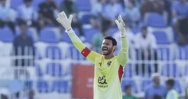 فحوصات طبية للشناوي وشوبير يقترب من التشكيلة الأساسية أمام الجيش الملكي