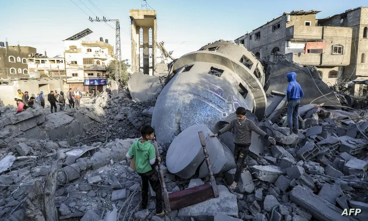 19 شهيدًا بنيران الاحتلال في غزة وخان يونس منذ صباح اليوم