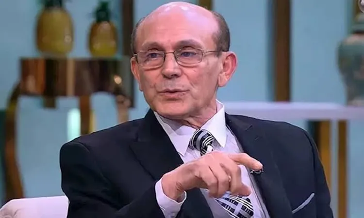 محمد صبحي يغادر المستشفى ويعود إلى منزله بعد التعافي