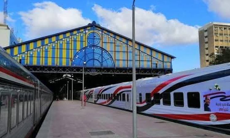 سكك حديد مصر تنقل 33 رحلة لمساعدة الأشقاء السودانيين في العودة الطوعية