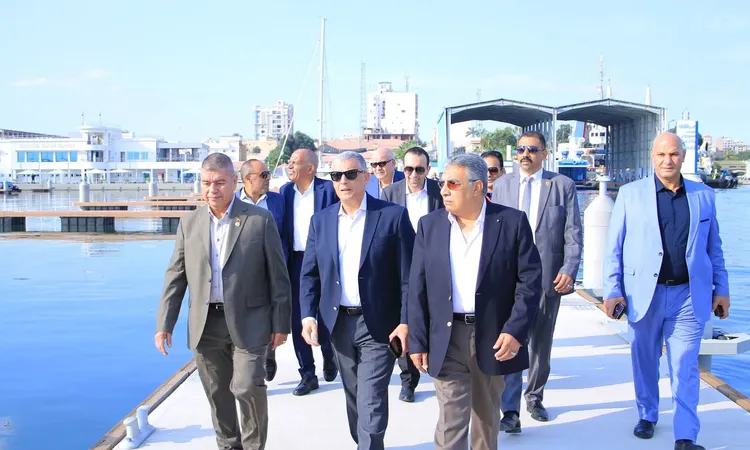 بحضور الفريق أسامة عسكر: رحلة بحرية لضيوف الإسماعيلية في احتفالية 100 عام من الحرب إلى السلام