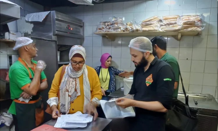 الإسكندرية: غلق 53 منشأة وتحرير 650 محضراً وضبط 2679 حالة إشغال خلال أسبوع