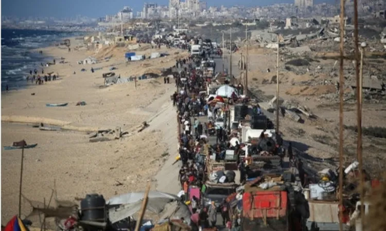 وزير الخارجية يناقش مع نظيره الفرنسي تنفيذ قرار مجلس الأمن ودعم وقف إطلاق النار في غزة