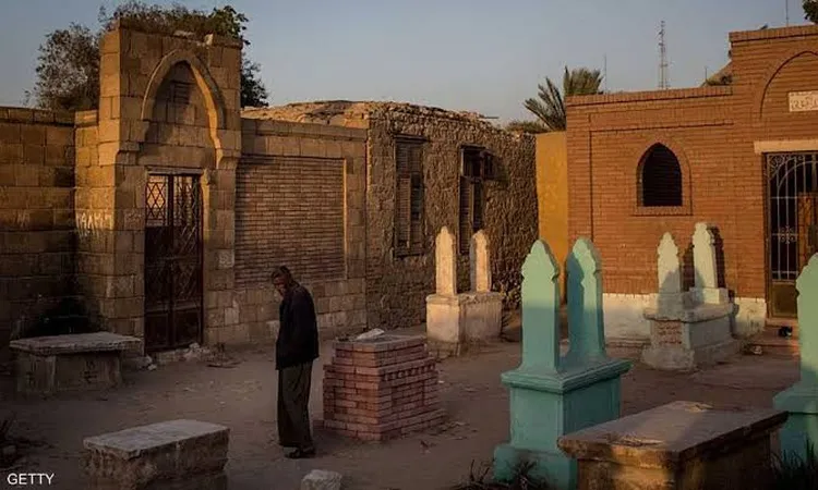 الإسكندرية تحذر من شراء مقابر على أراضٍ زراعية محمية وتتخذ إجراءات قانونية صارمة