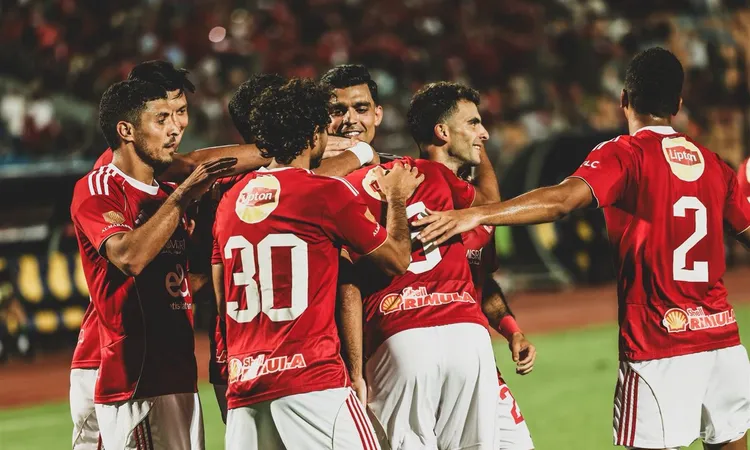 شبيبة القبائل يعلن موعد وصوله للقاهرة لمواجهة الأهلي ويؤكد: الأحمر مرشح للقب