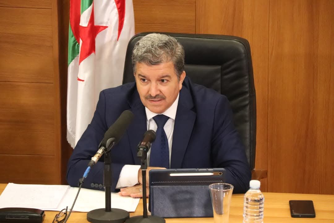 وزير الاتصال يؤكد دور الصحافة العلمية في تعزيز مناعة المجتمع ومكافحة التضليل في الجزائر