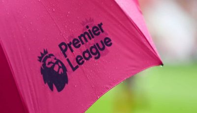 نجم الدوري الإنجليزي يكشف عن موهبة غنائية غير متوقعة.. ظهر متنكرًا في بومة