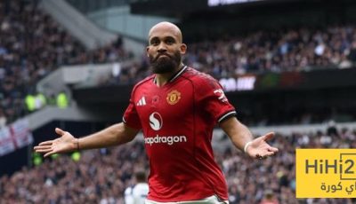 مبومو اللاعب الأفضل في مانشستر يونايتد هذا الموسم