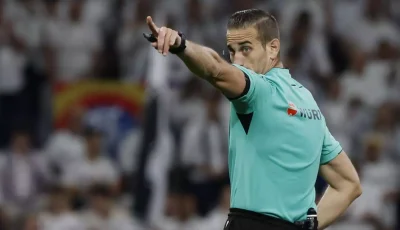 سجل مميز لبرشلونة مع حكم مباراته أمام سيلتا فيغو