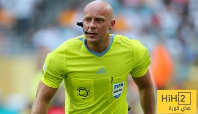 انتقاد لحكم ديربي جدة بسبب هذه اللقطات !