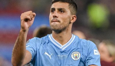 جوارديولا يكشف سبب استبعاد رودري من مباراة مانشستر سيتي ضد بوروسيا دورتموند