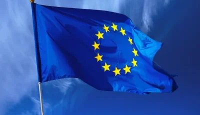 الاتحاد الأوروبي يعلن رفع العقوبات عن الرئيس السوري ويدعو لوقف دائم لإطلاق النار في السودان