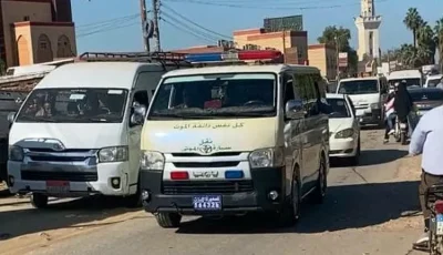 خروج جثامين 4 من أسرة واحدة ضحايا حادث تصادم سيارة إسماعيل الليثي مع ملاكي من مستشفى ملوي بالمنيا