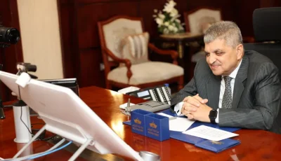 أسامة ربيع لمجموعة “إيه بي مولر ميرسك”: “الفرصة أصبحت سانحة للعودة للعبور مجددا من قناة السويس”