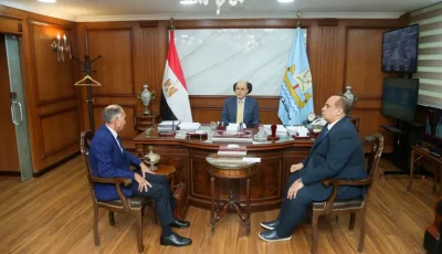 محافظ كفرالشيخ يناقش مع رئيس شركة مياه الشرب والصرف الصحي مشروعات التوسع والتطوير لتحسين الخدمات بالمحافظة
