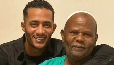 أول تعليق من محمد رمضان بعد دفن والده